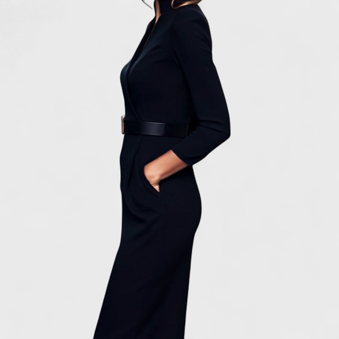 Irielle - Robe Noire Élégante avec Ceinture et Col Mao