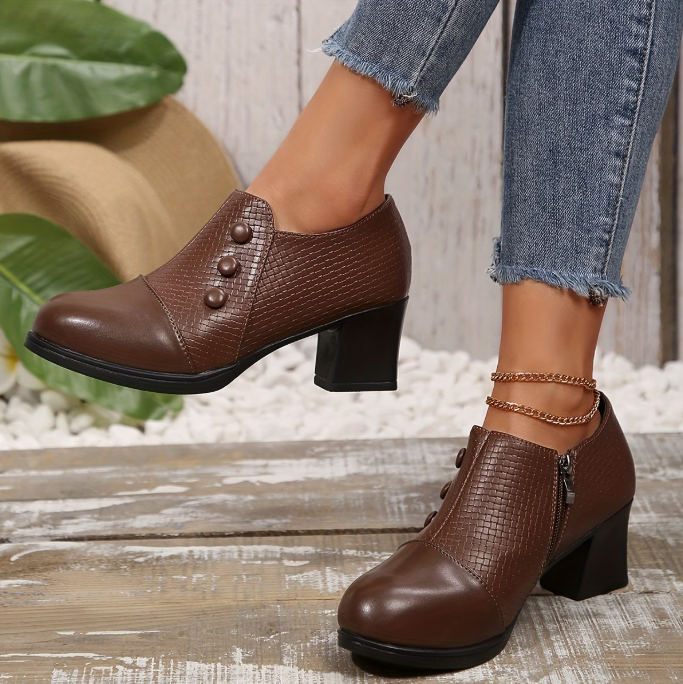 Riëtte - Women's block heel pumps with zipper