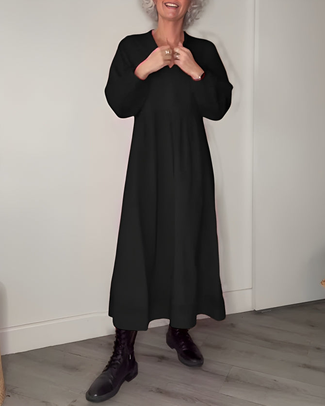 Amanda - La robe longue amincissante avec décolleté en V