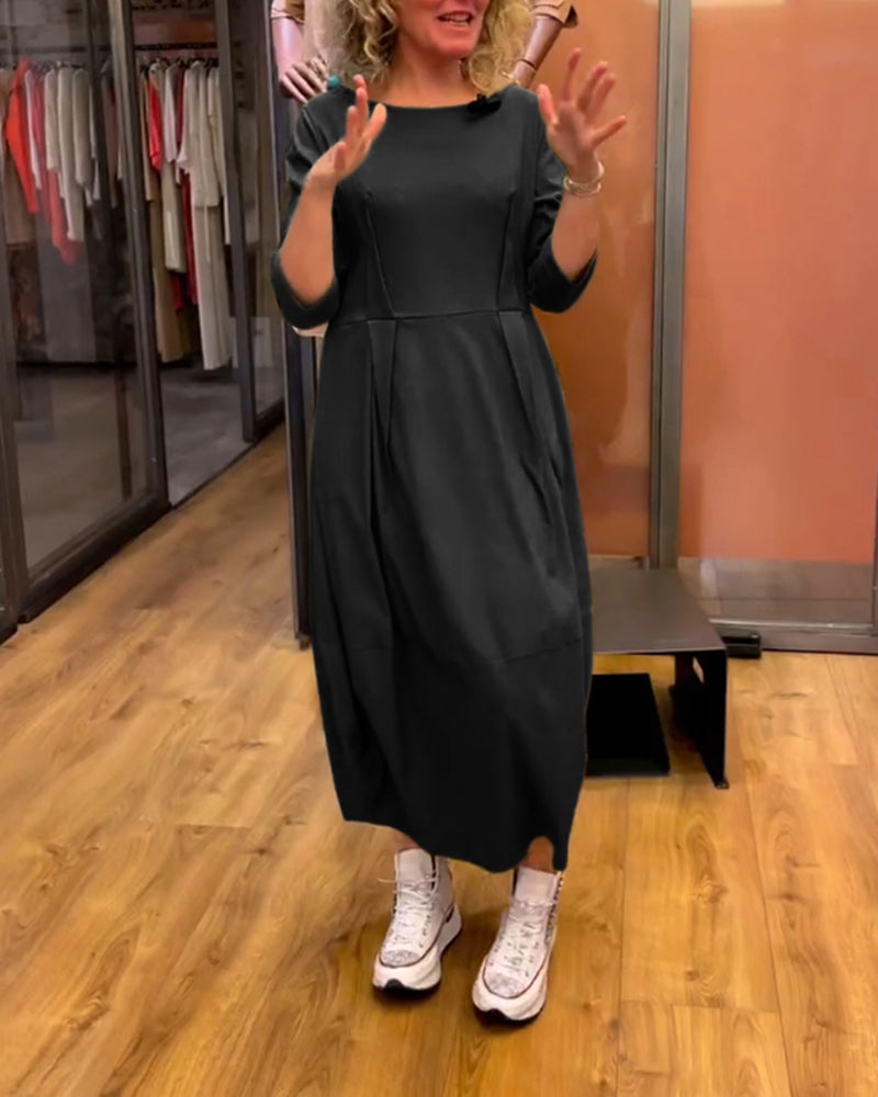 Beatrice - Slimming dress with round neckline