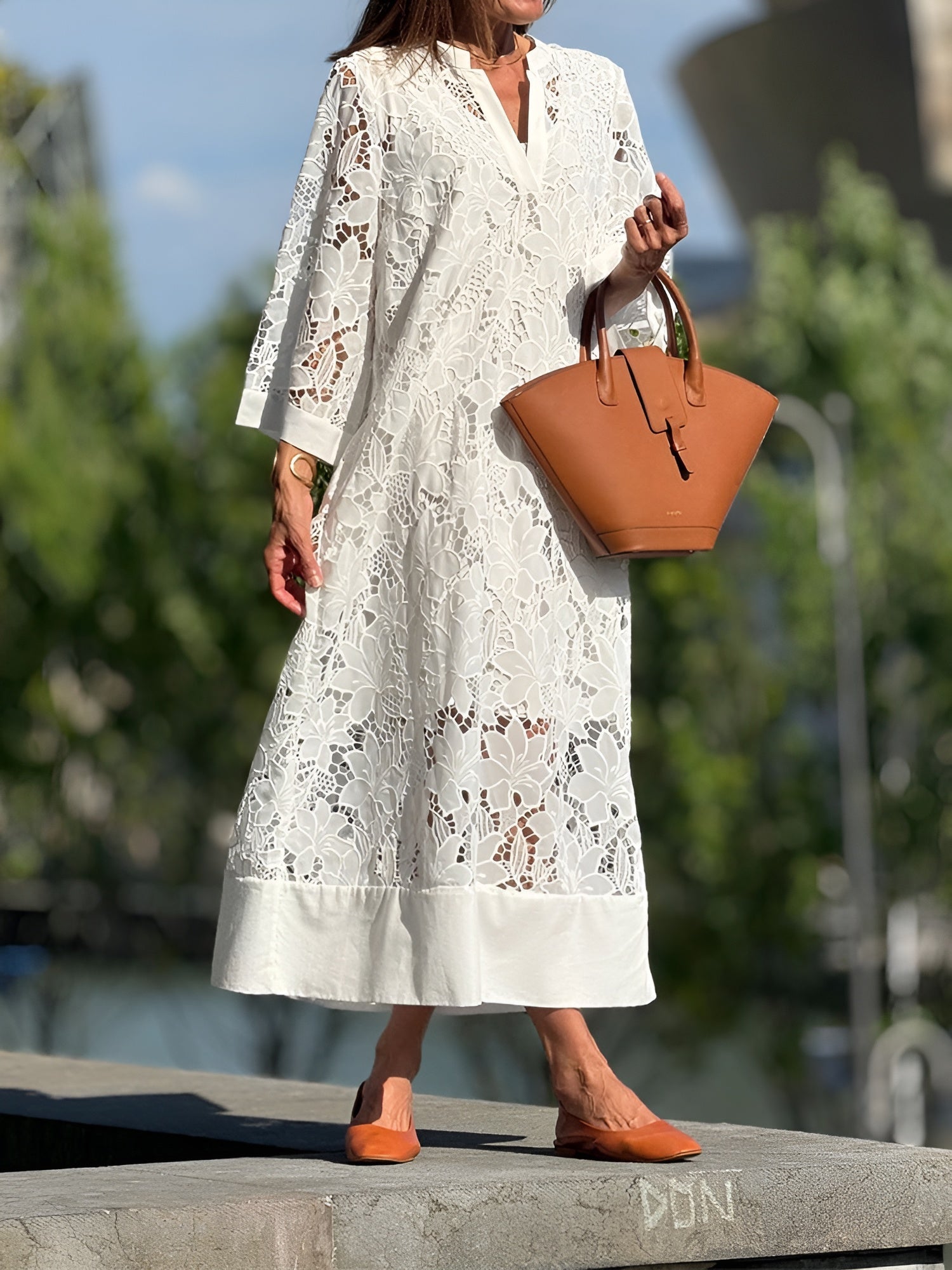 Liv - Robe en dentelle brodée pour femmes