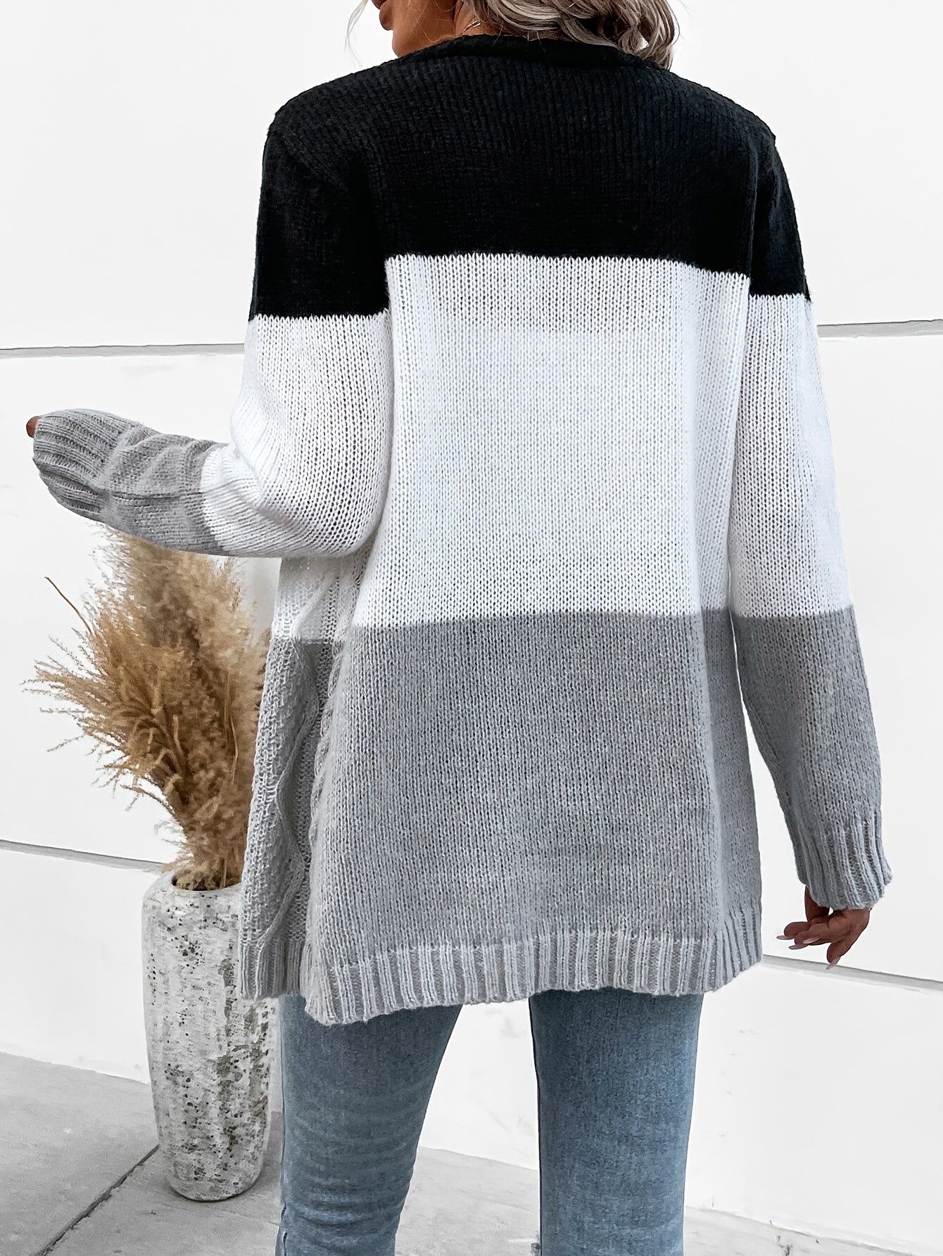 Galyra - Cardigan Élégant Bicolore à Maille Douce