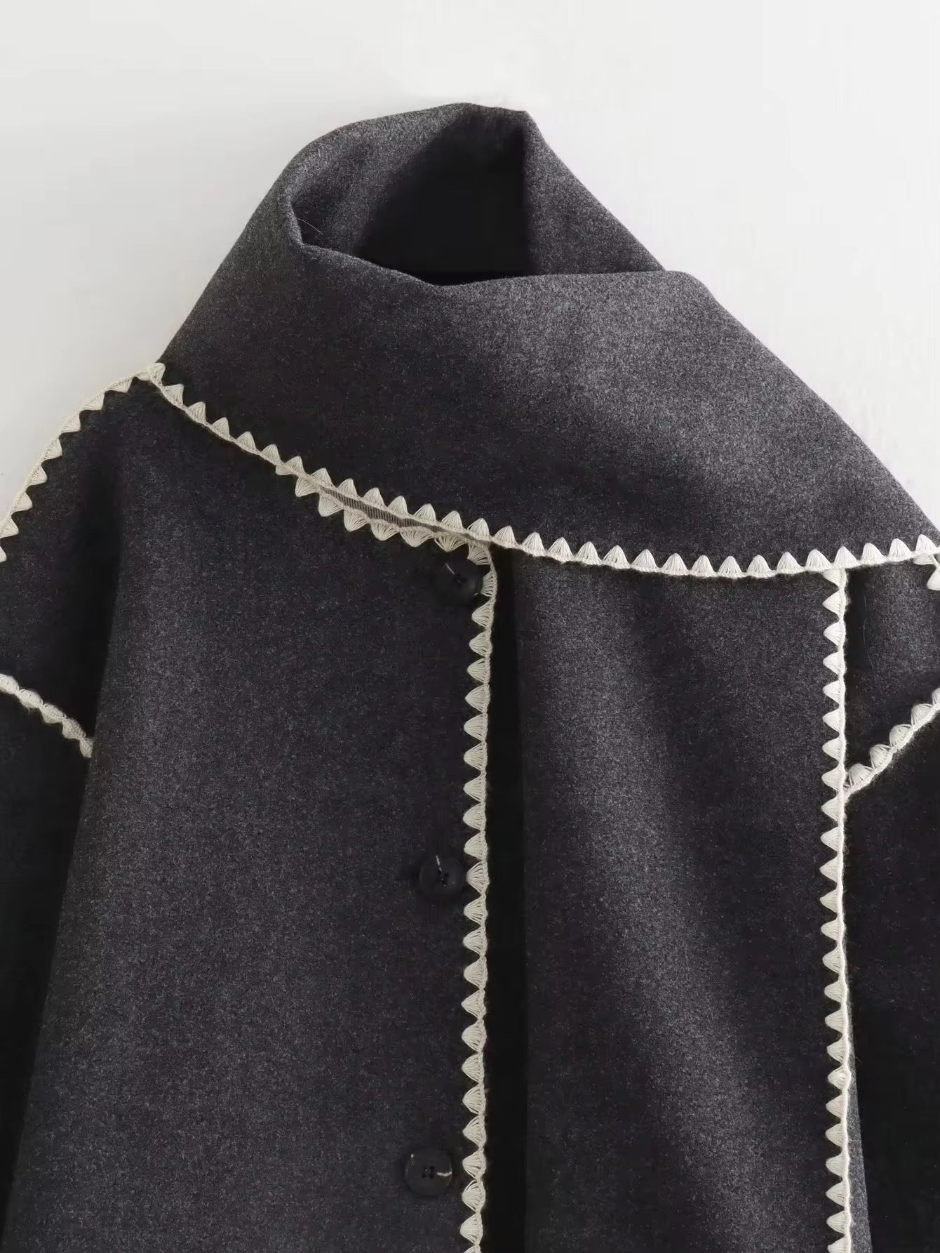Antoinette - Manteau Élégant avec Col Rond et Poches