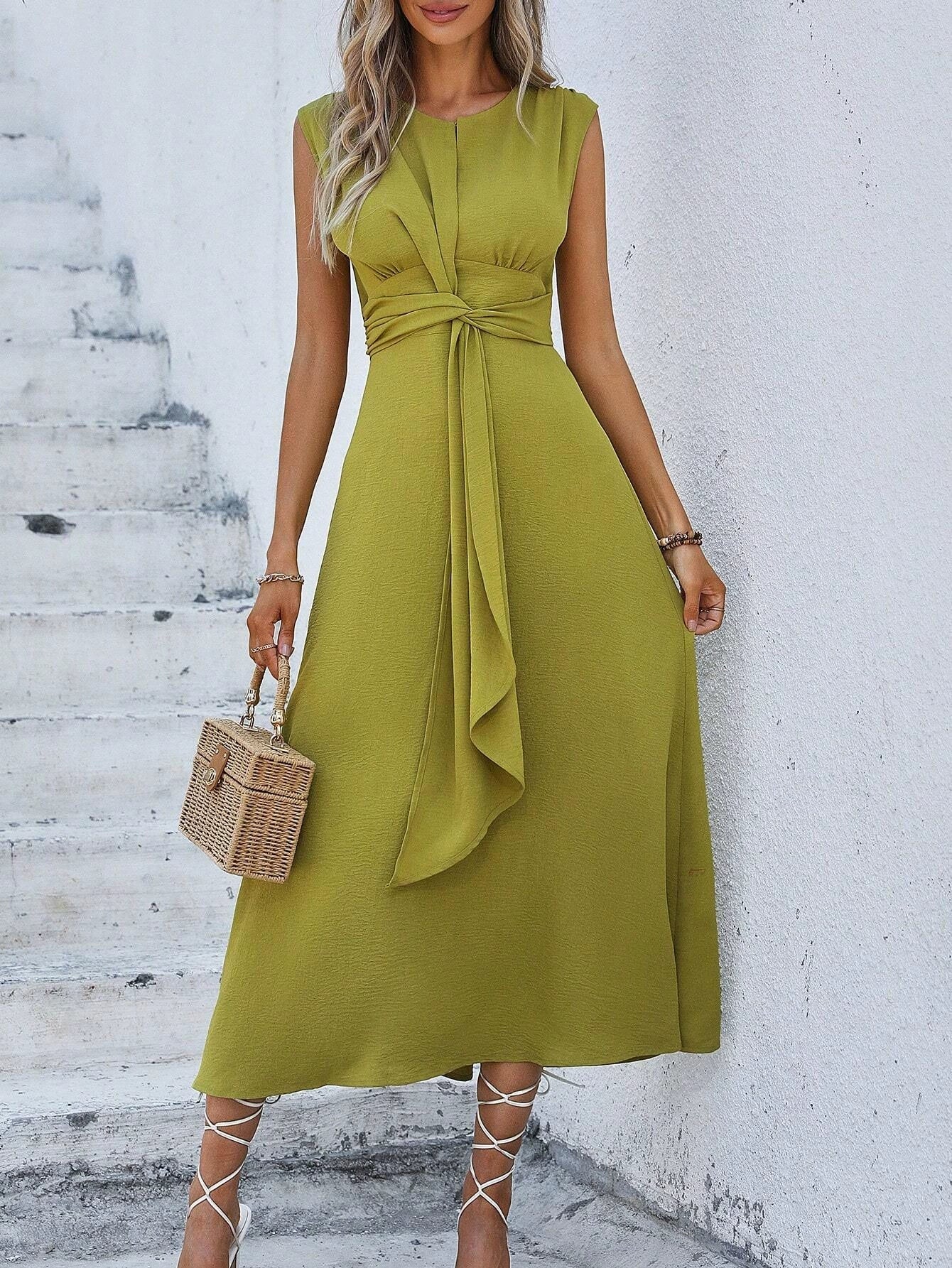 Orivessa - Robe longue femme unie sans manches avec ceinture drapée