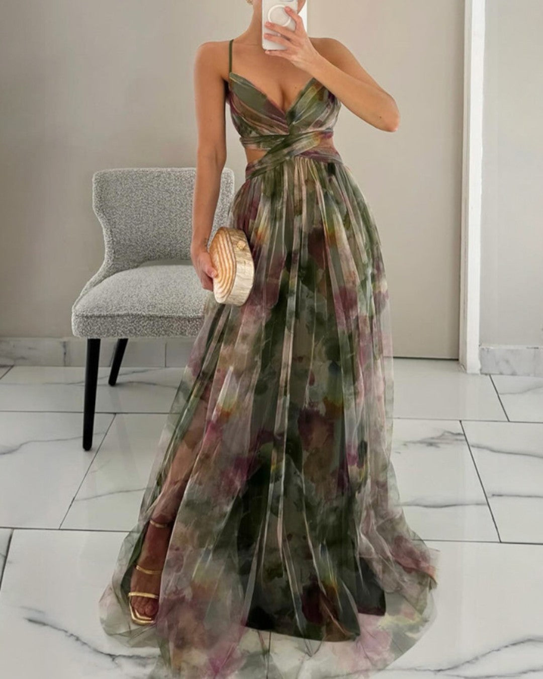 Helena - Robe Maxi Femme Fluide Décolleté V Bretelles Fines Élégance Florale