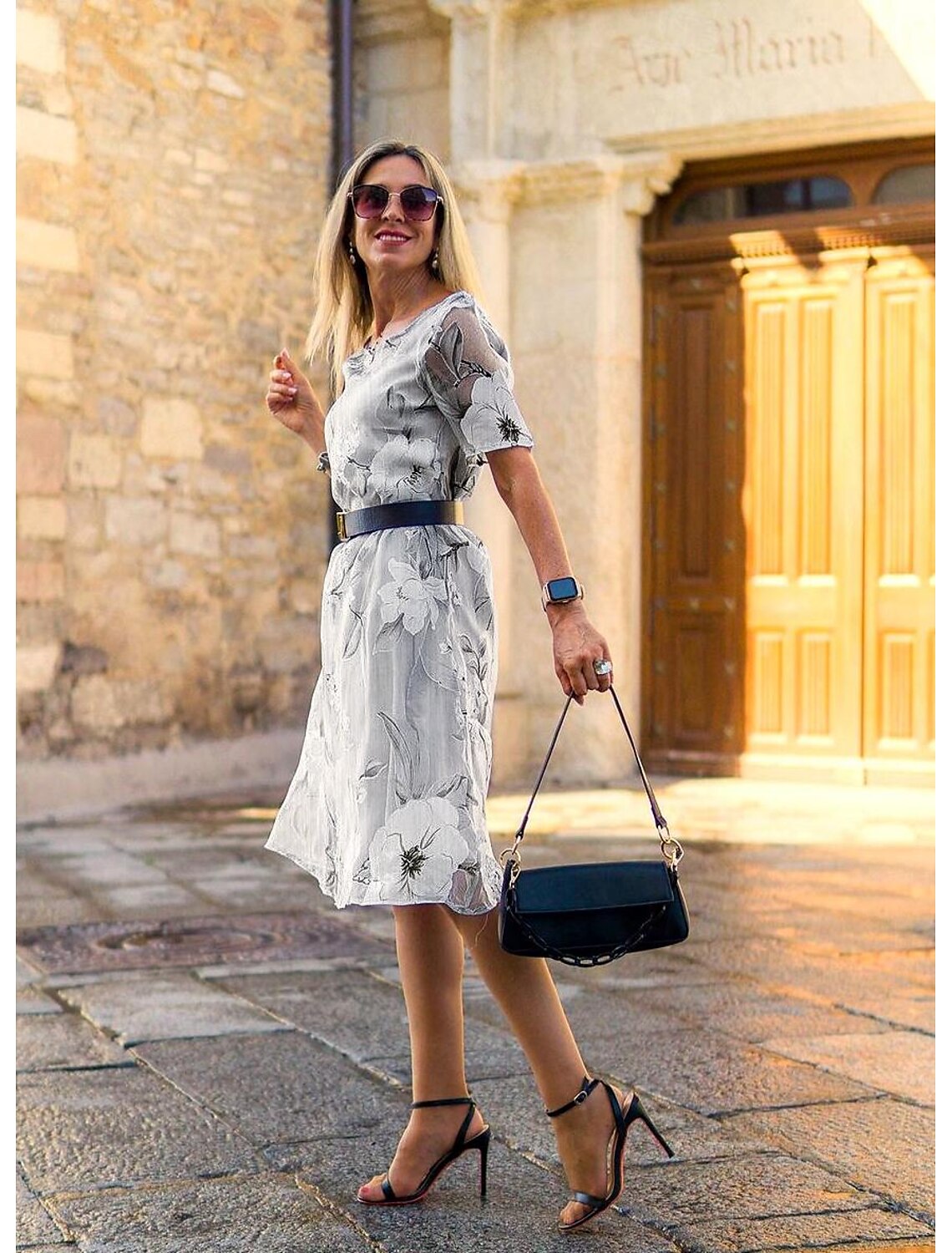 Serenella - Robe Midi Plissée à Imprimé Floral pour un Style Élégant et Confortable