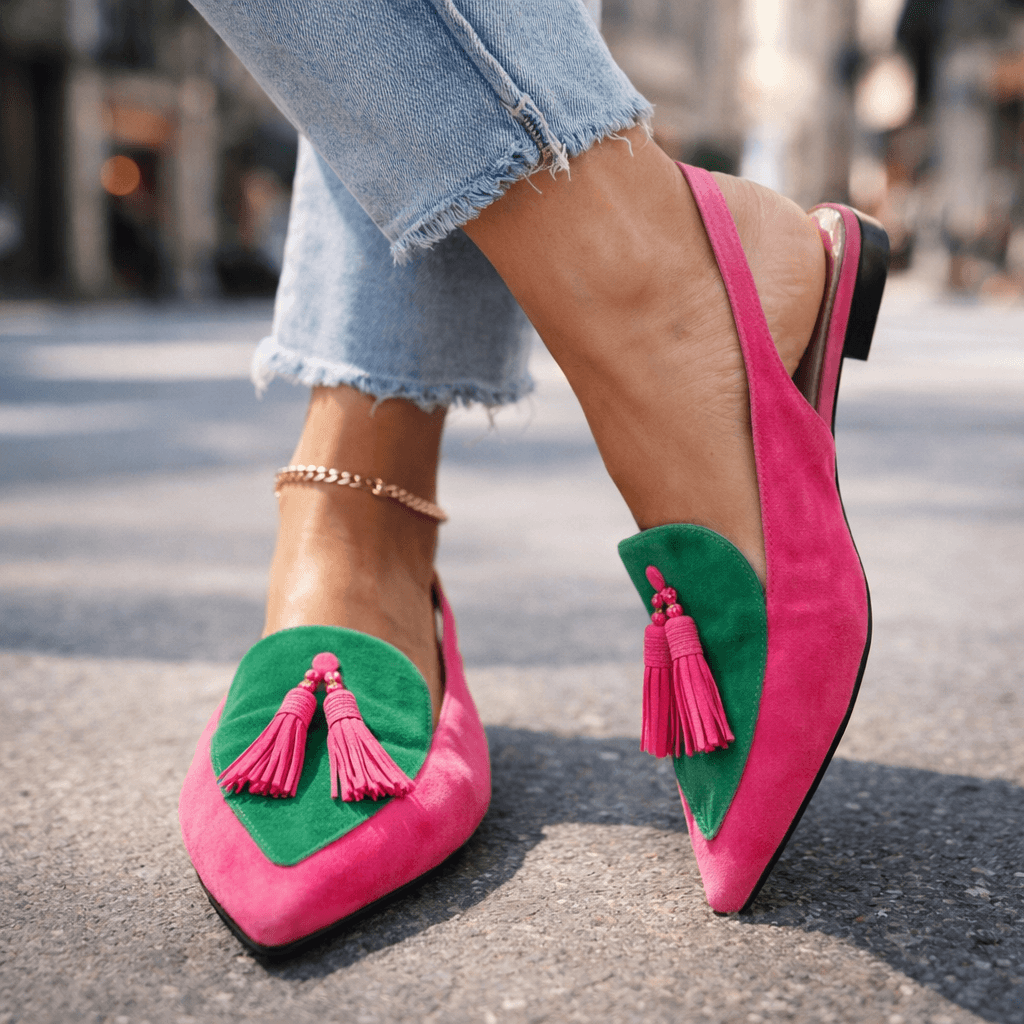 Nexoria - Mules femme bicolores élégantes à pompons tendance