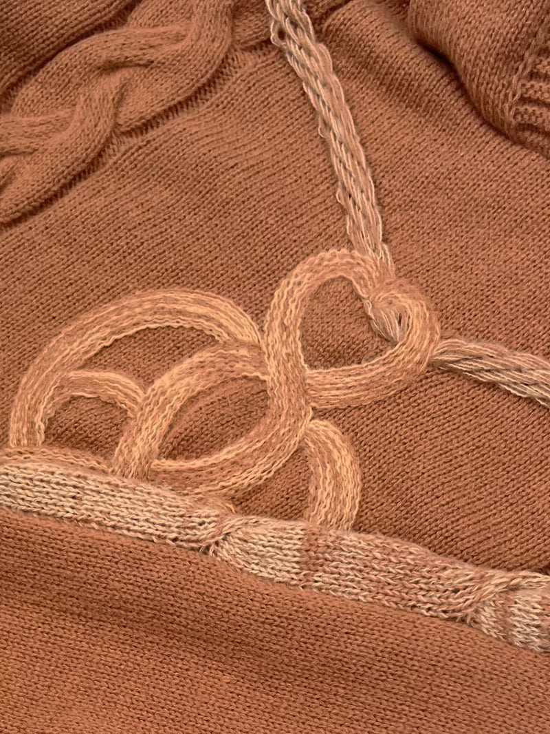 Helmira - Pull Tricoté à Capuche Motif Tressé