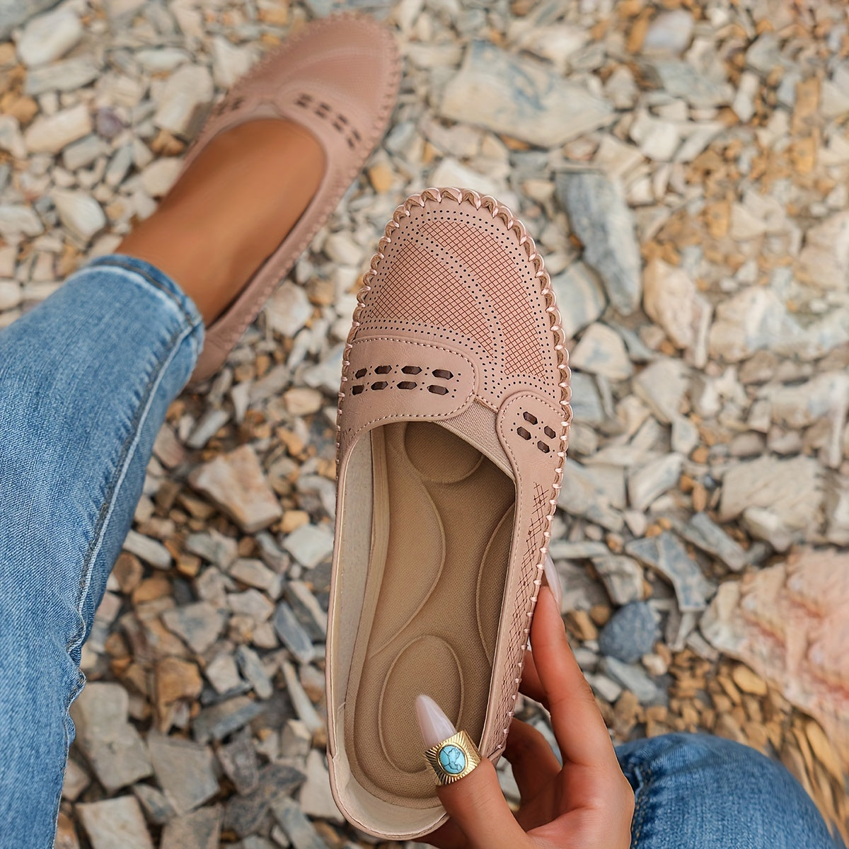 Glysoria - Breathable and Lightweight Women's Flat Orthopedic Shoes