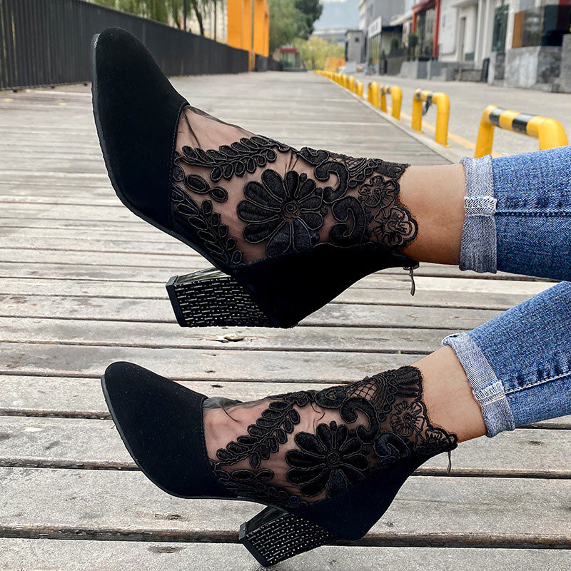 Capucine - Bottines Élégantes en Dentelle