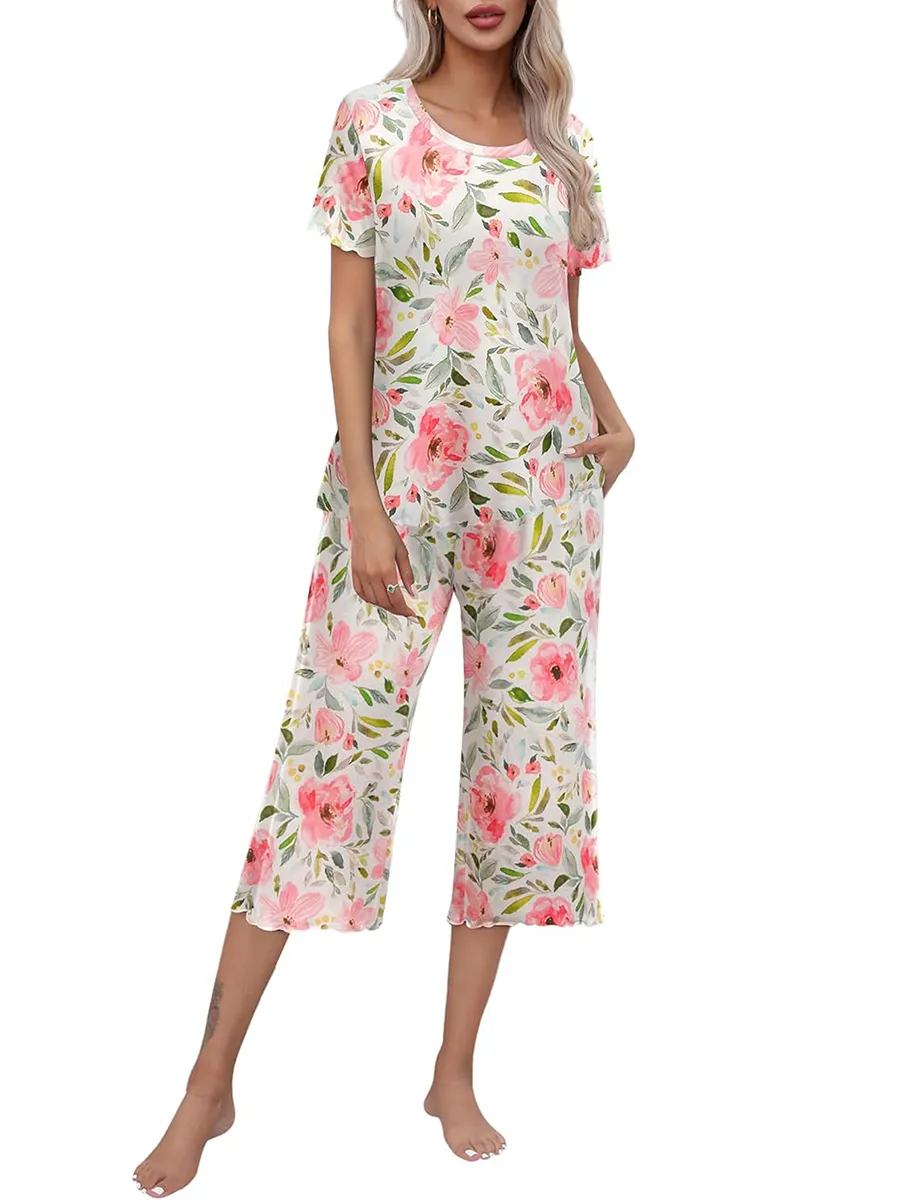 Olivine - Ensemble d'intérieur pour femme à manches courtes avec pantalon capri – idéal pour se détendre à la maison avec style