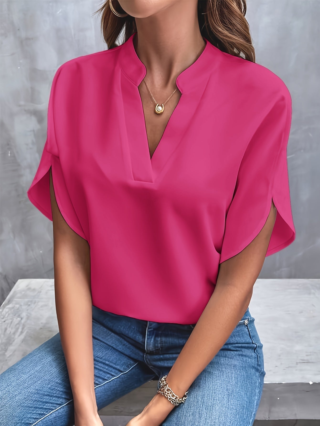 Kiana - Blouse Unicolore avec Col en V