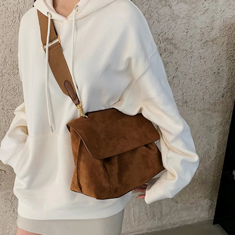 Kalinae - Sac Bandoulière Suédine Vintage