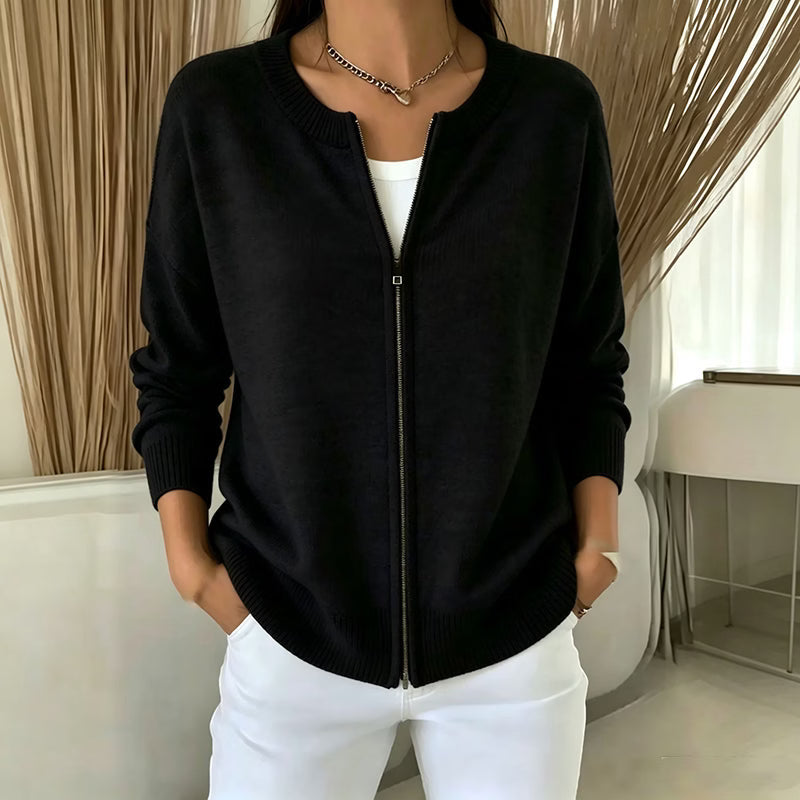 Saartje - Women's knit cardigan with crew neck and zip fastening