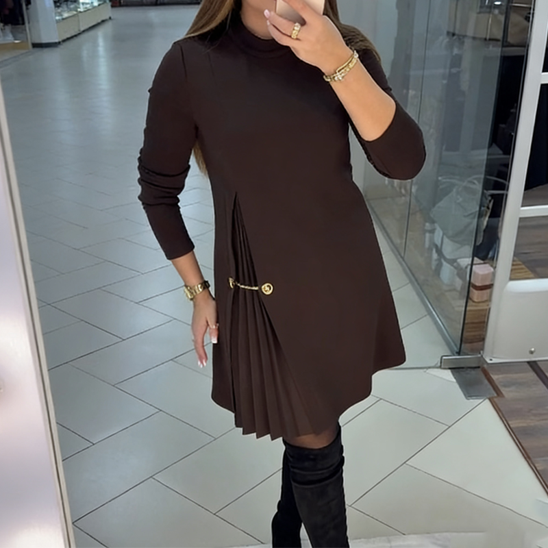 Mariselyne - Robe Élégante avec Détail Plissé Asymétrique