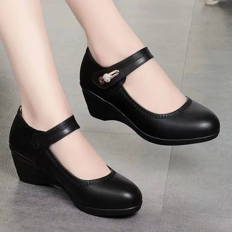 Avenyssa – Chaussures de Confort à Talon Moyen Élégantes