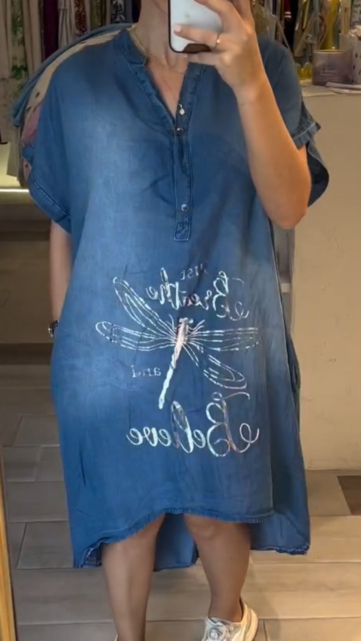 Delphina - Robe décontractée en jean avec col en V et boutons, idéale pour un style quotidien