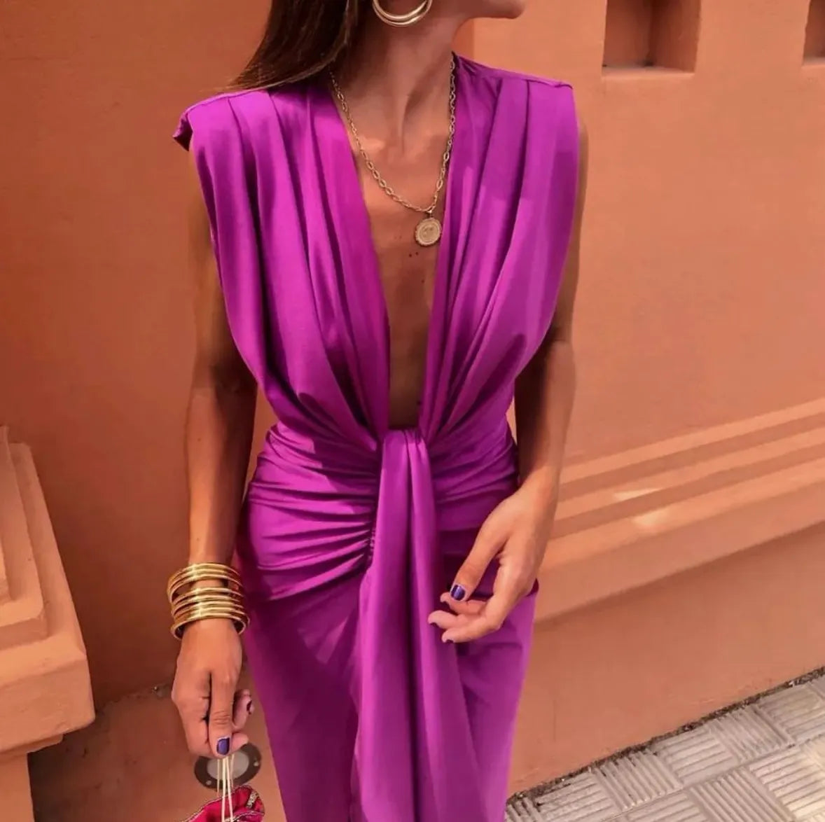 Liya - Robe Élégance Moderne à Plis