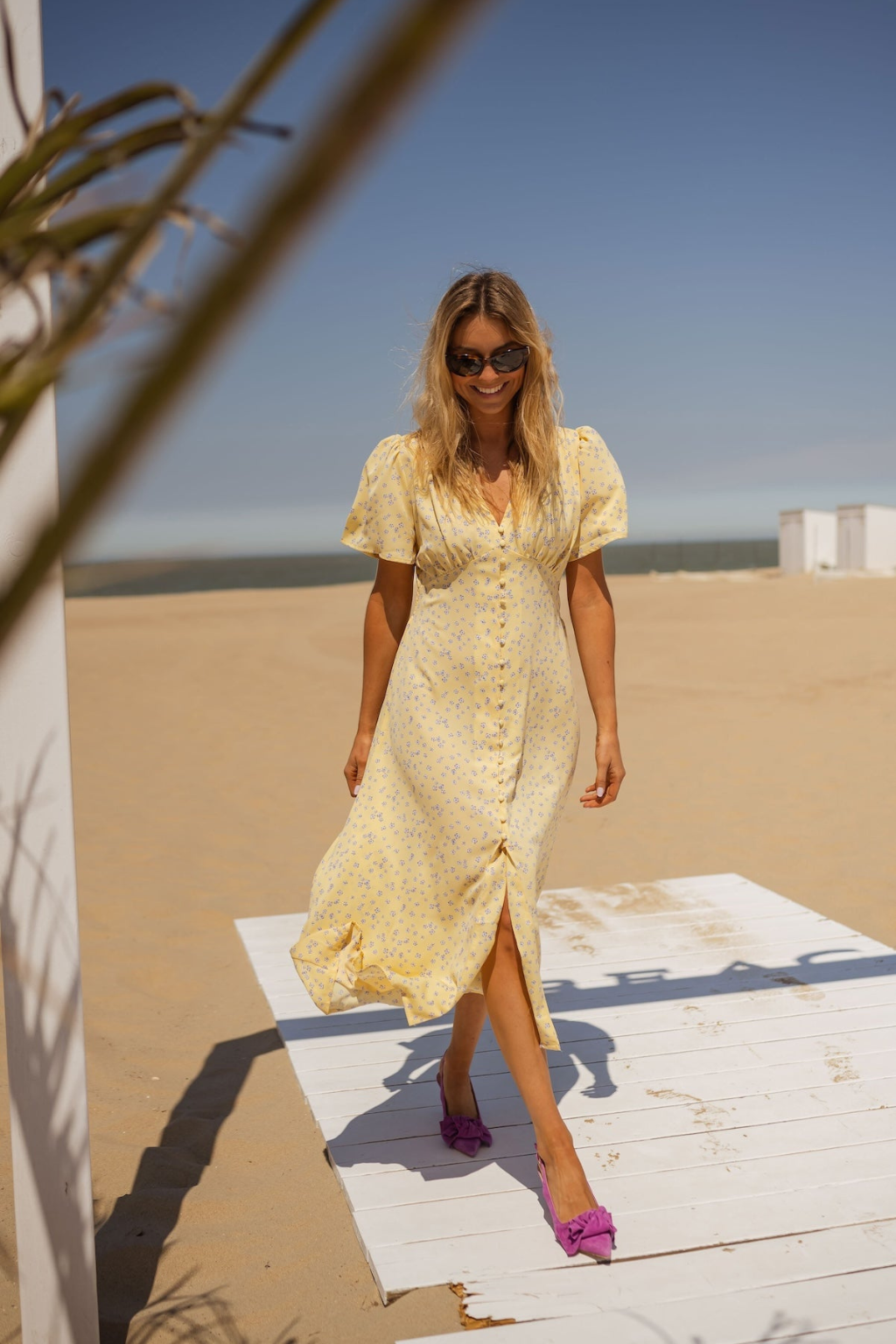 Belvessa - Robe midi femme rose à imprimé floral et col V