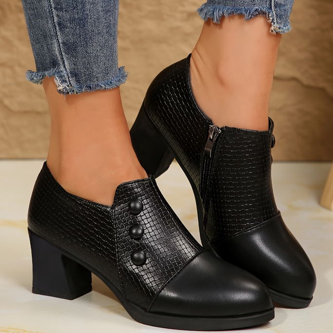 Riëtte - Women's block heel pumps with zipper