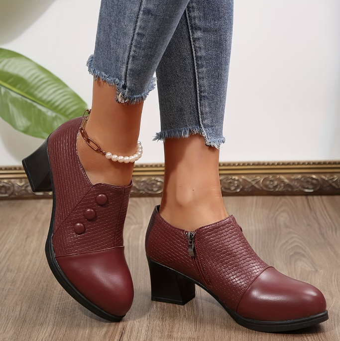 Riëtte - Women's block heel pumps with zipper