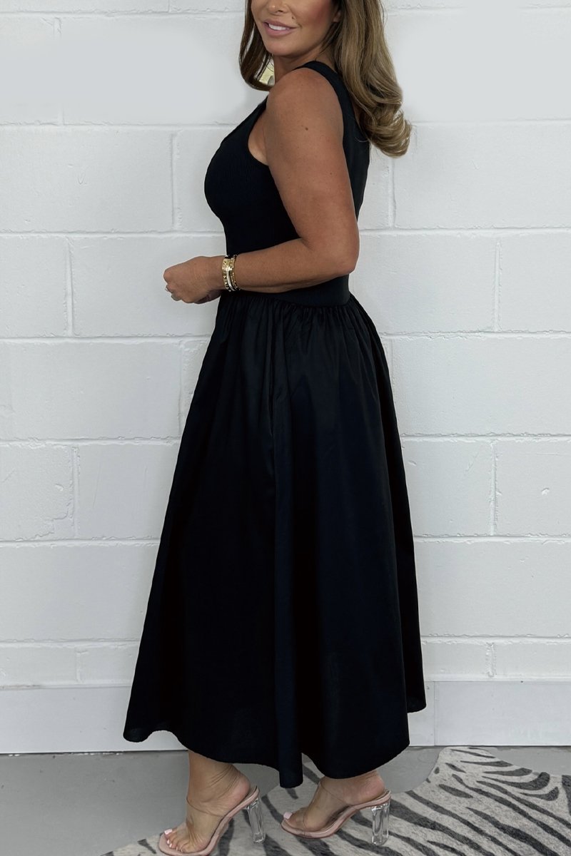 Laurea - Robe Sans Manches Tendance Ligne A au Décolleté Carré