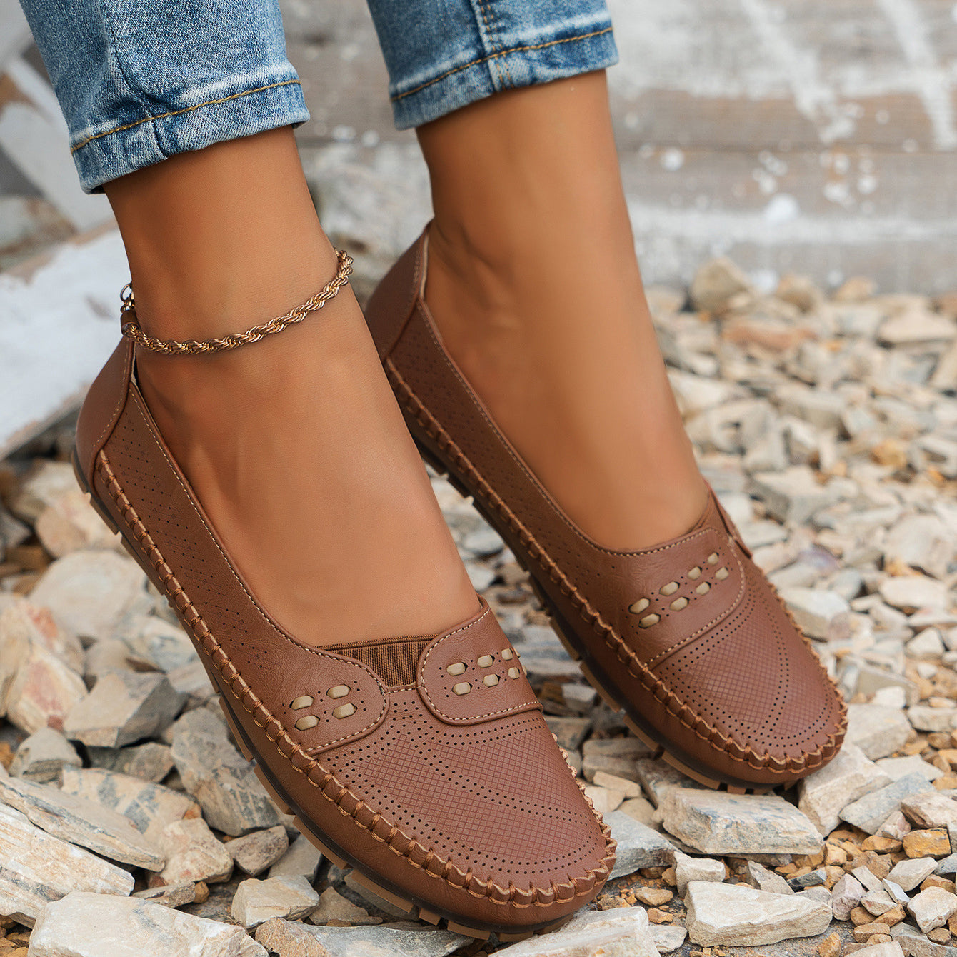 Glysoria - Breathable and Lightweight Women's Flat Orthopedic Shoes