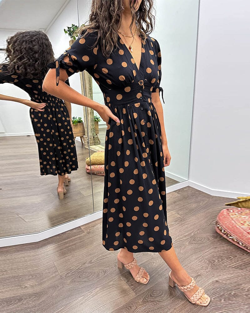 Mina - Robe à Pois avec Décolleté Pointu Profond