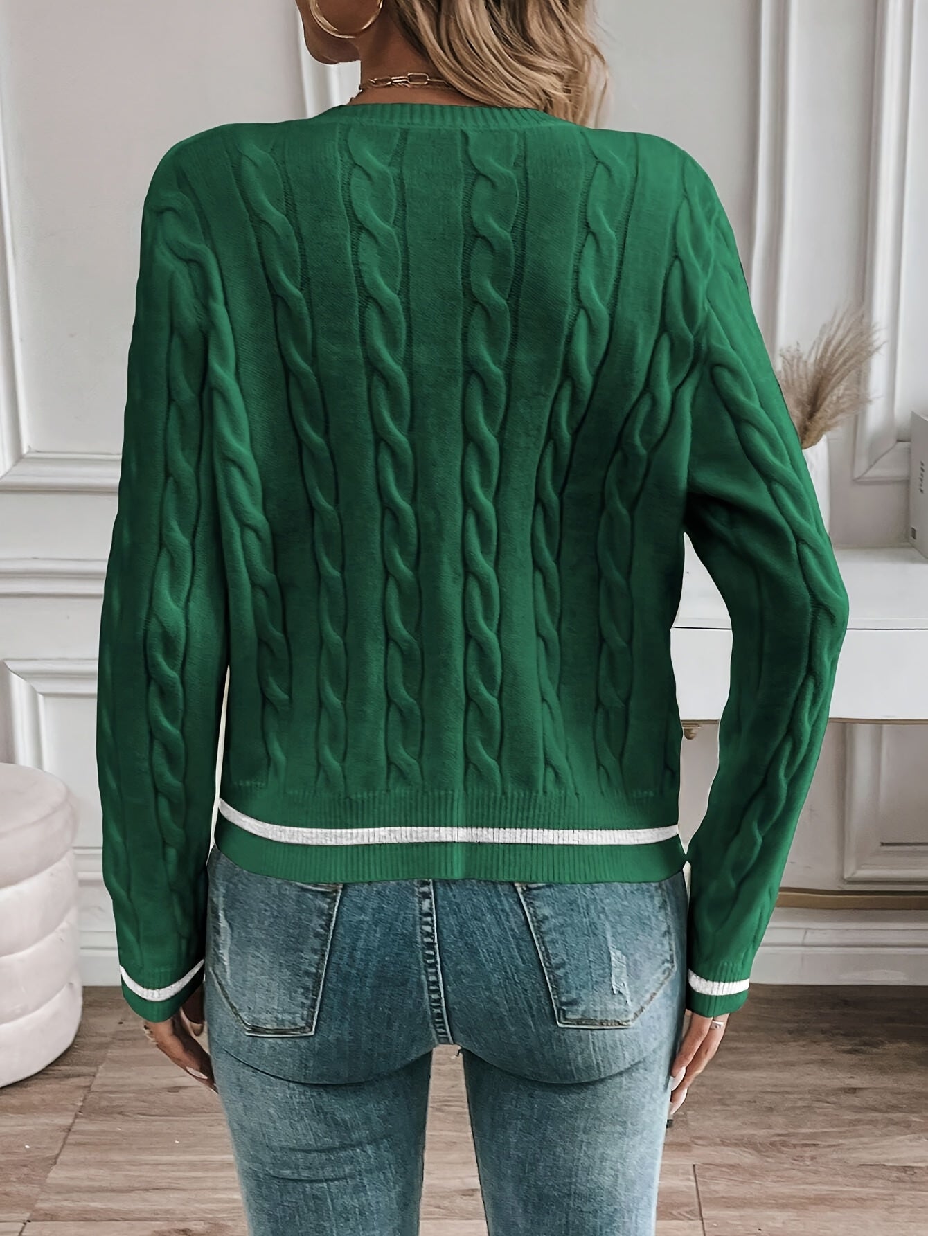 Elvyna - Cardigan Doux Boutonné au Charme Intemporel