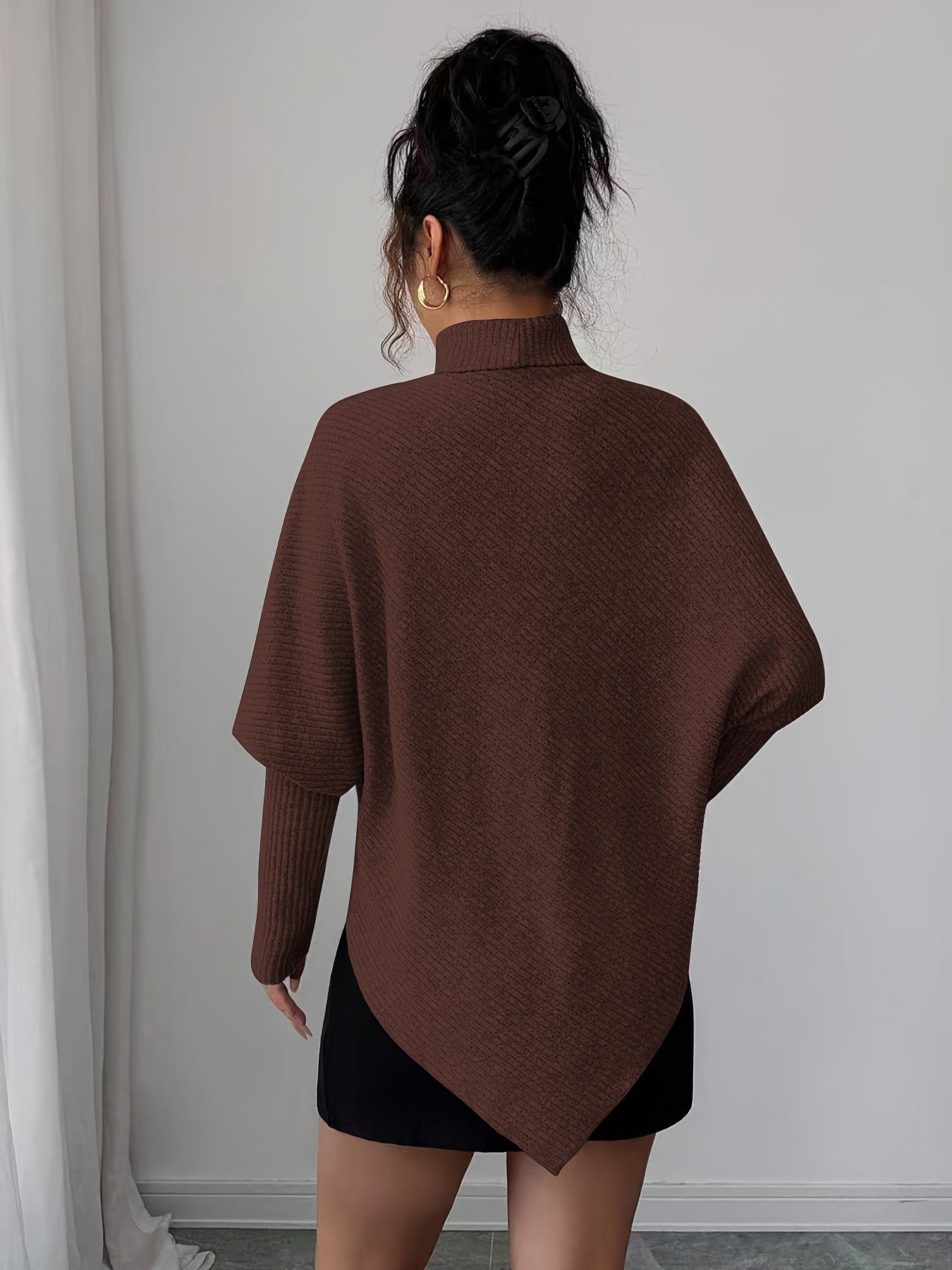 Ilyssa - Pull Asymétrique Col Montant Élégance Moderne