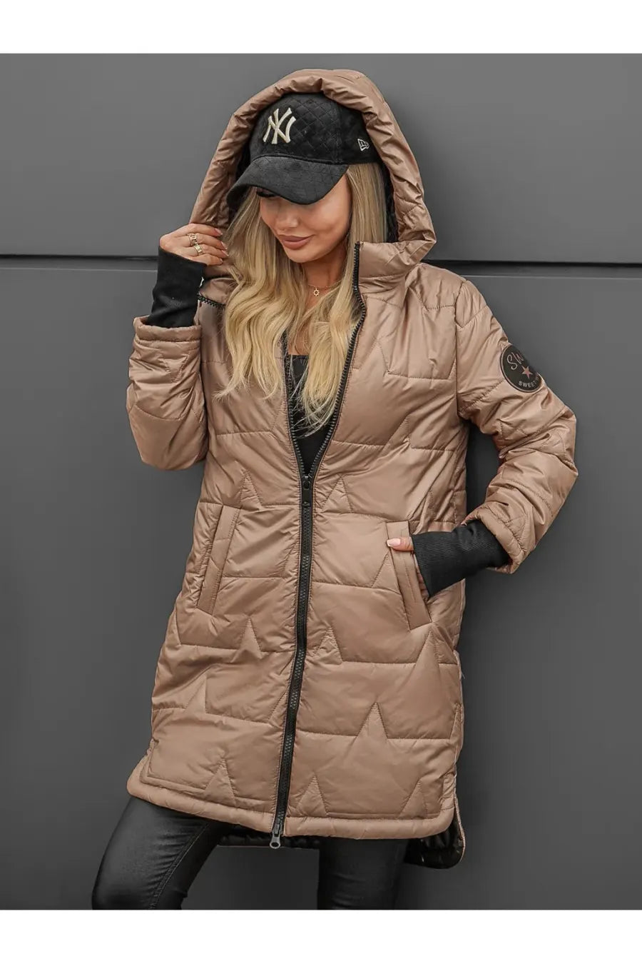 Daantje - Doudoune femme longue à capuche zippée