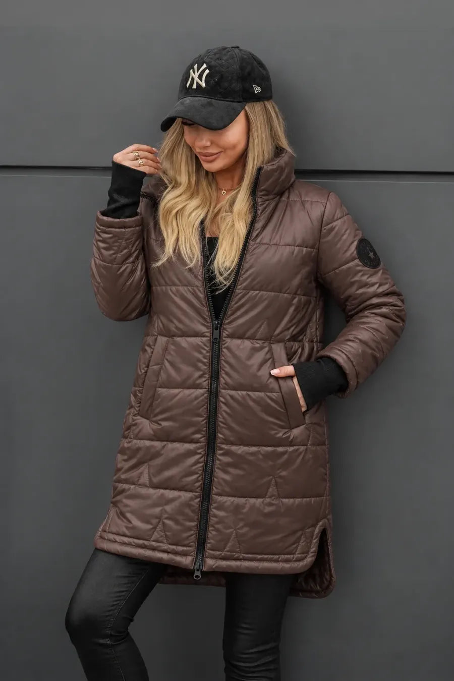 Daantje - Doudoune femme longue à capuche zippée
