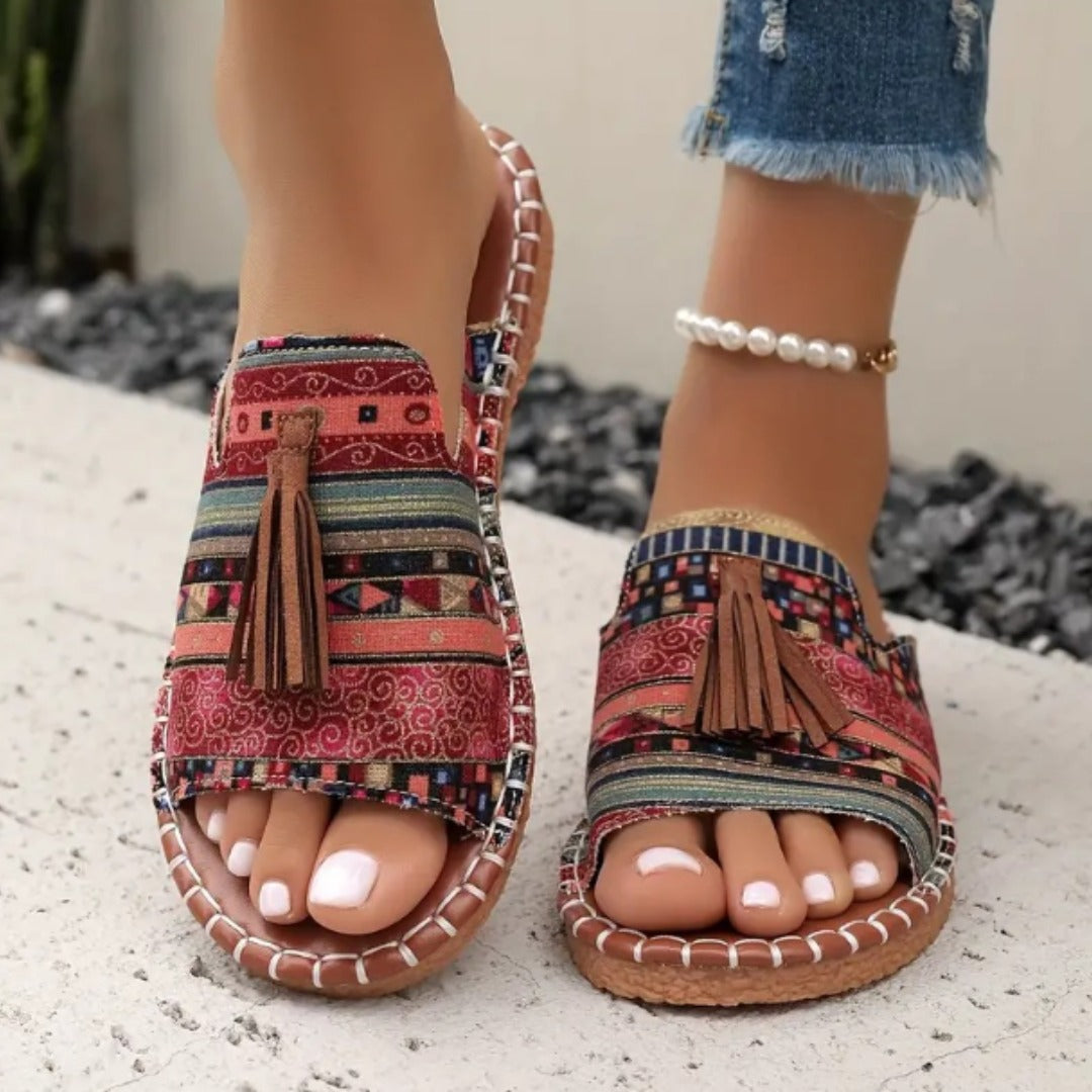 Erythia - Sandales femme plates tissu ethnique franges semelle confort