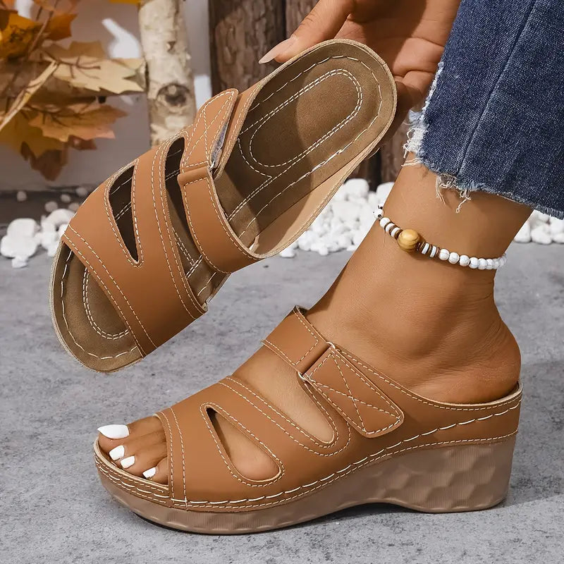 Serilda - Sandale Élégante à Talon avec Bride Ajustable