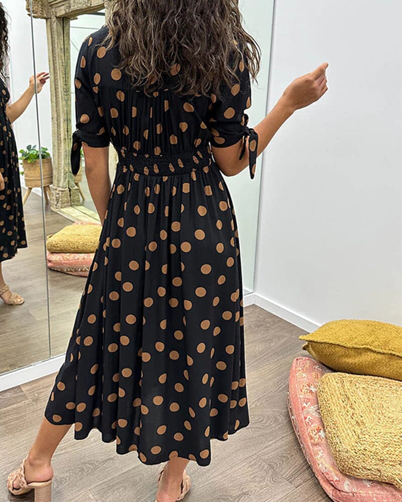 Mina - Robe à Pois avec Décolleté Pointu Profond