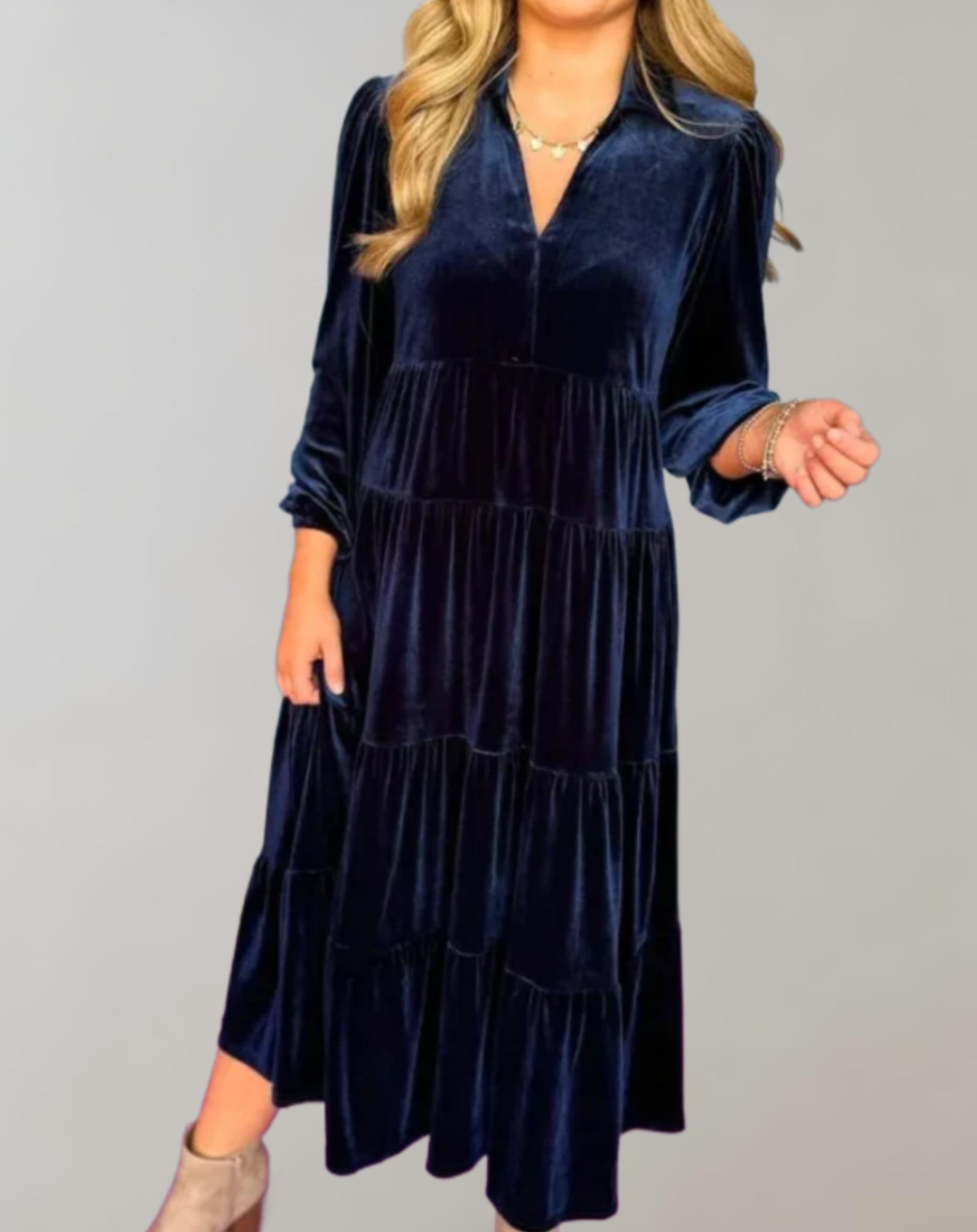 Louiza - Robe en velours fluide avec décolleté en V
