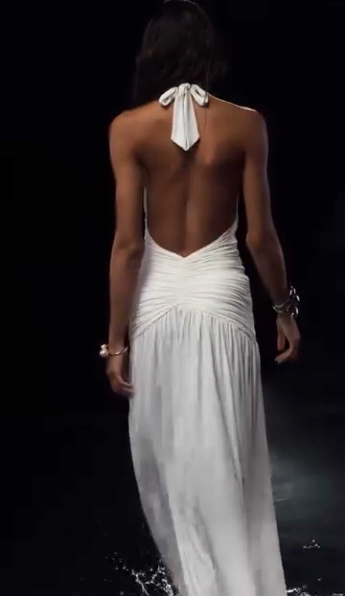 Julissa - Robe Longue Dos Nu – Séduction Élégante à Chaque Pas