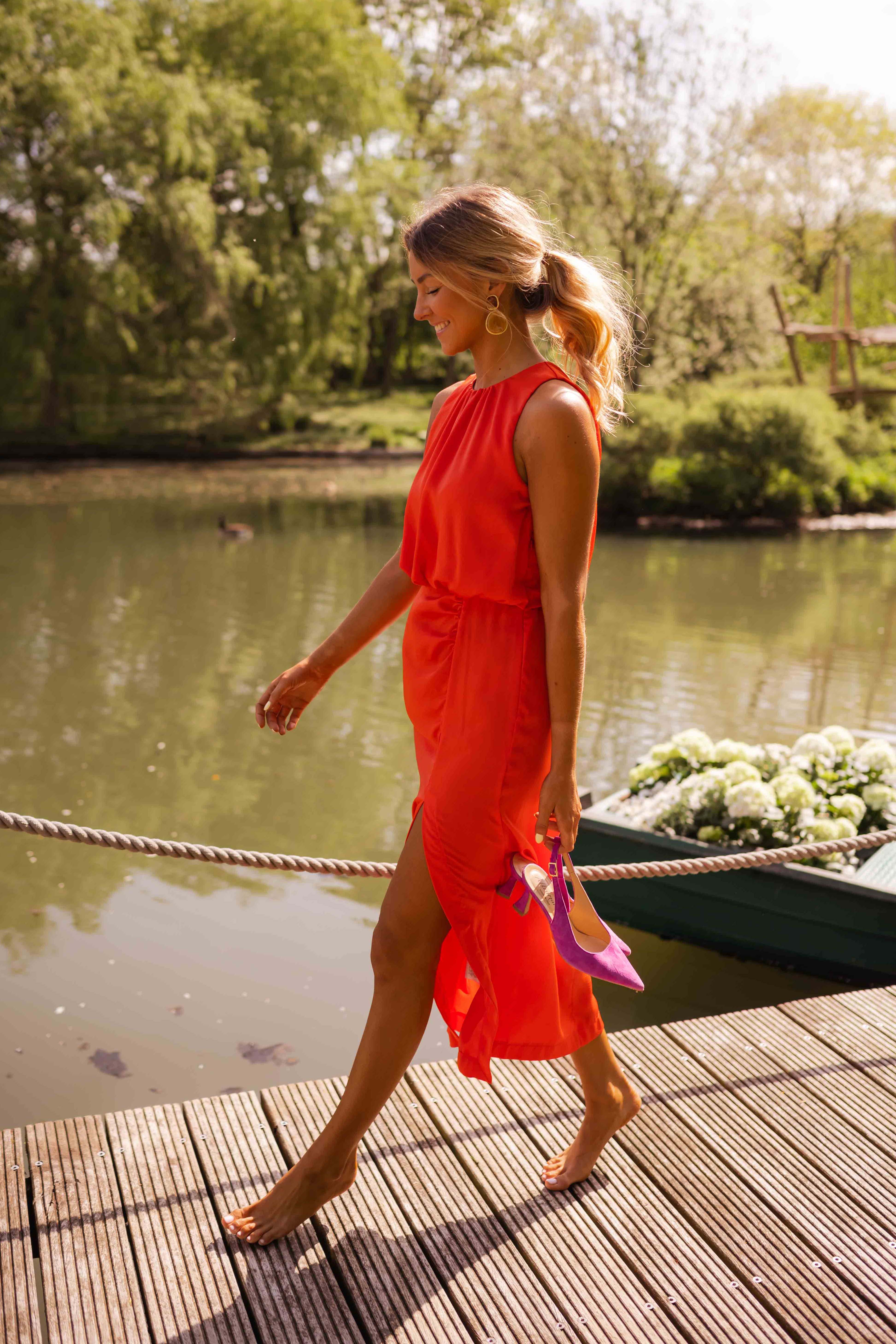 Anavella - Robe Midi d'Été Élégante au Design Fluide et Raffiné
