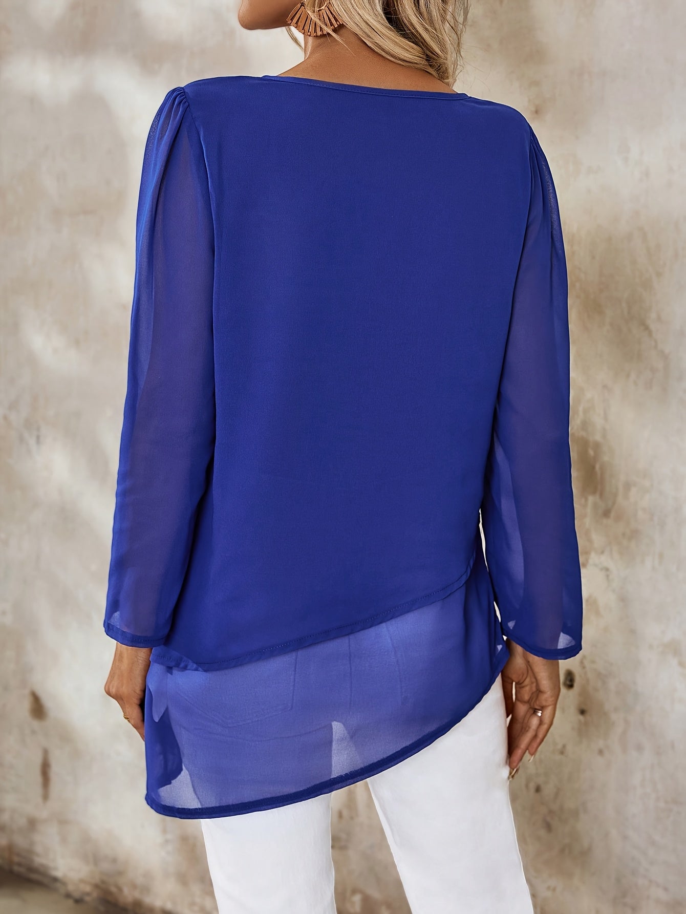 Corisande - Blouse Élégante à Double Couches avec Ourlet Asymétrique et Transparence Légère