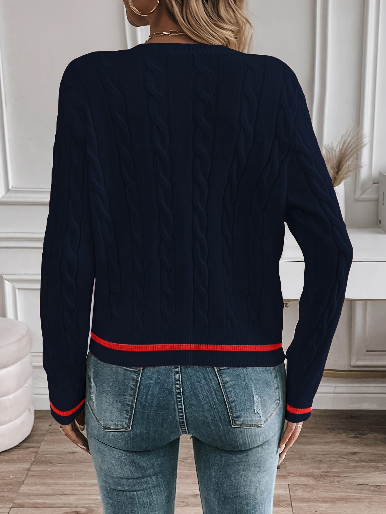 Elvyna - Cardigan Doux Boutonné au Charme Intemporel