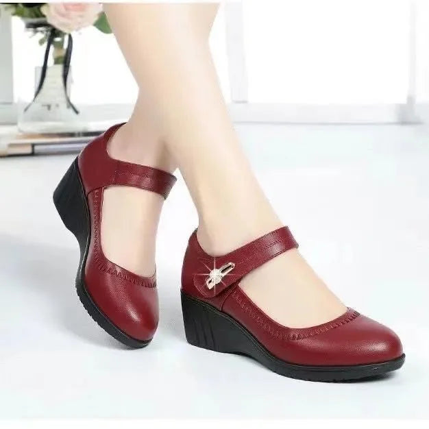 Avenyssa  –  Chaussures de Confort à Talon Moyen Élégantes