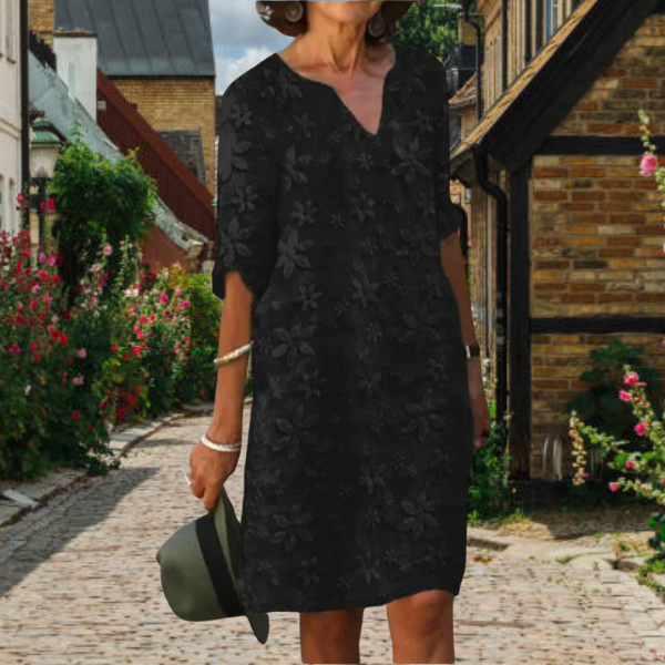 Avenzia - Robe femme blanche à fleurs avec décolleté en V