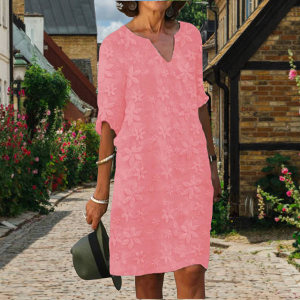 Avenzia - Robe femme blanche à fleurs avec décolleté en V