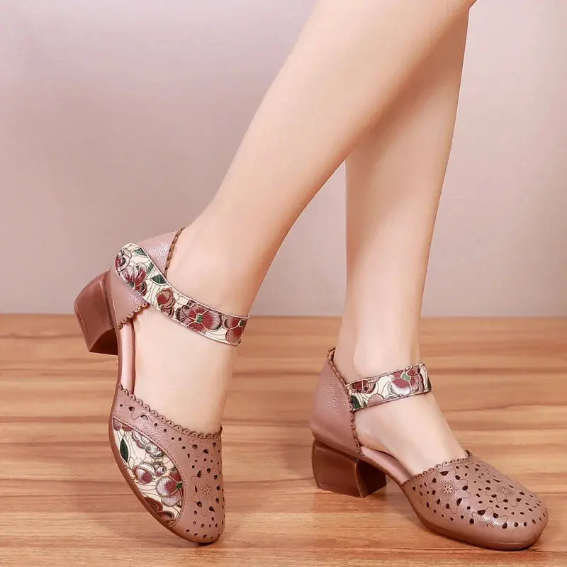 Sylvexa - Chaussures femme talon bloc cuir ajouré bride velcro floral