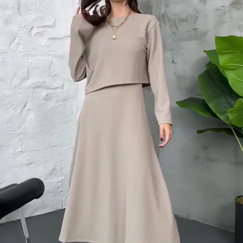 Kalissavine -  Ensemble Tricoté Deux Pièces Femme – Robe Midi & Top Court Élégant