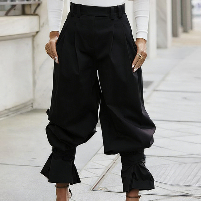 Liesbeth - Pantalon femme  plissé avec poignets volantés