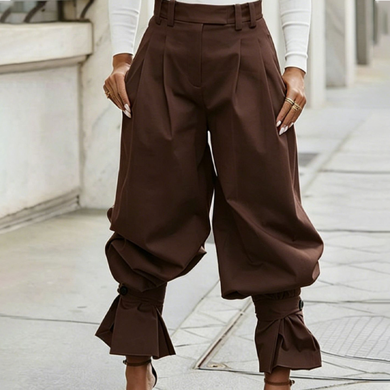 Liesbeth - Pantalon femme  plissé avec poignets volantés